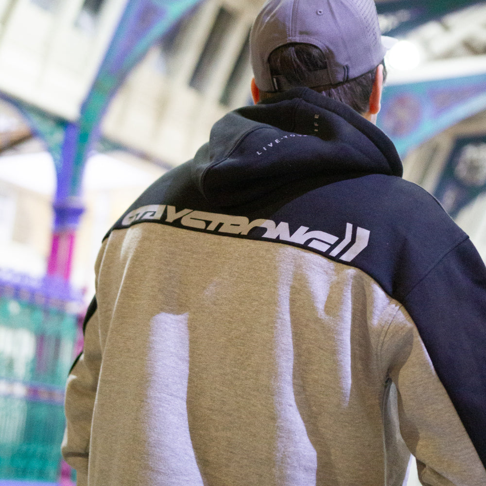Hoodies & Sweats